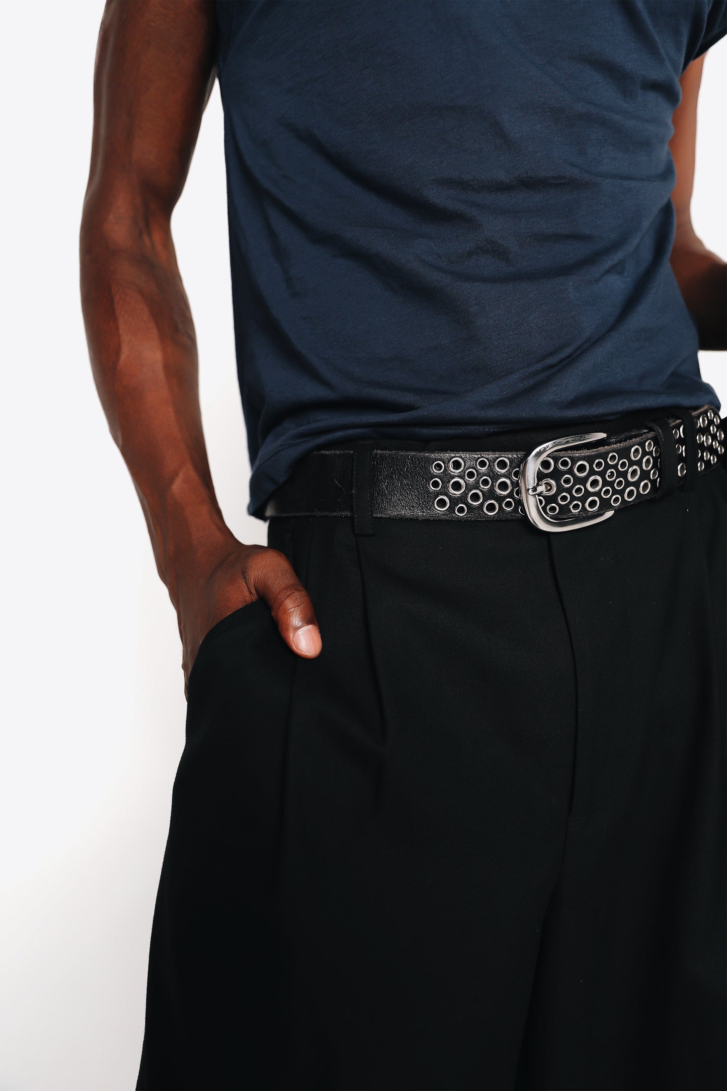 CLUSTER LOOP BELT - BLACK