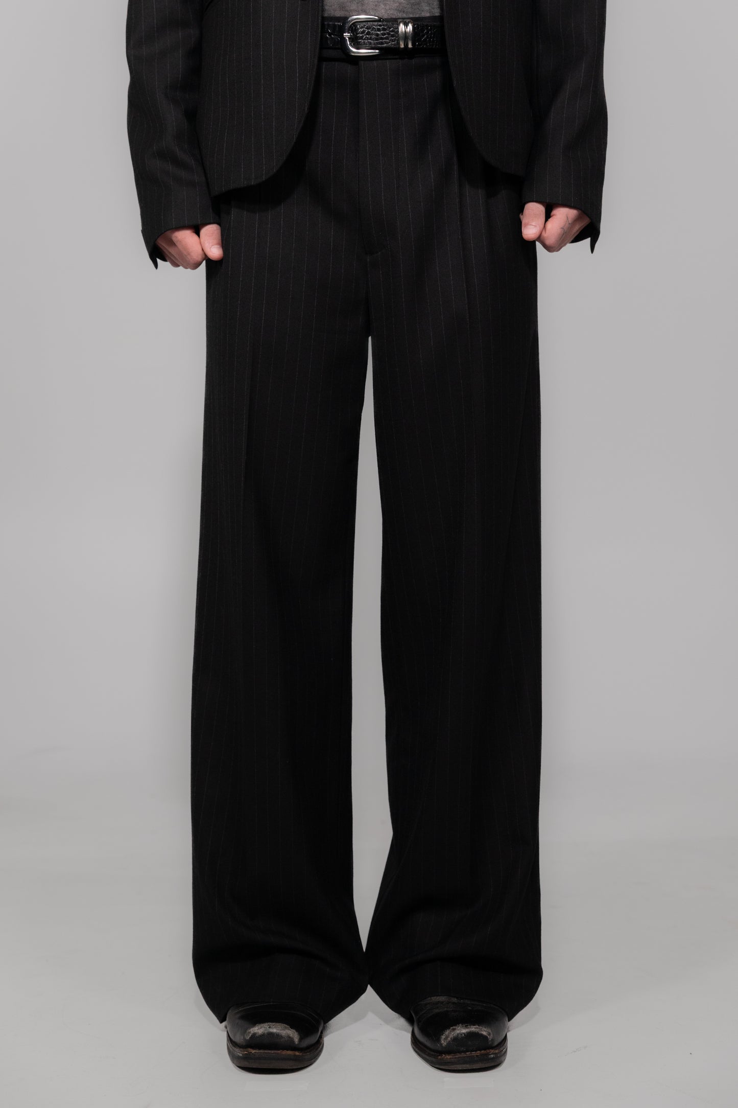 SOLAIRE TROUSERS - PINSTRIPE