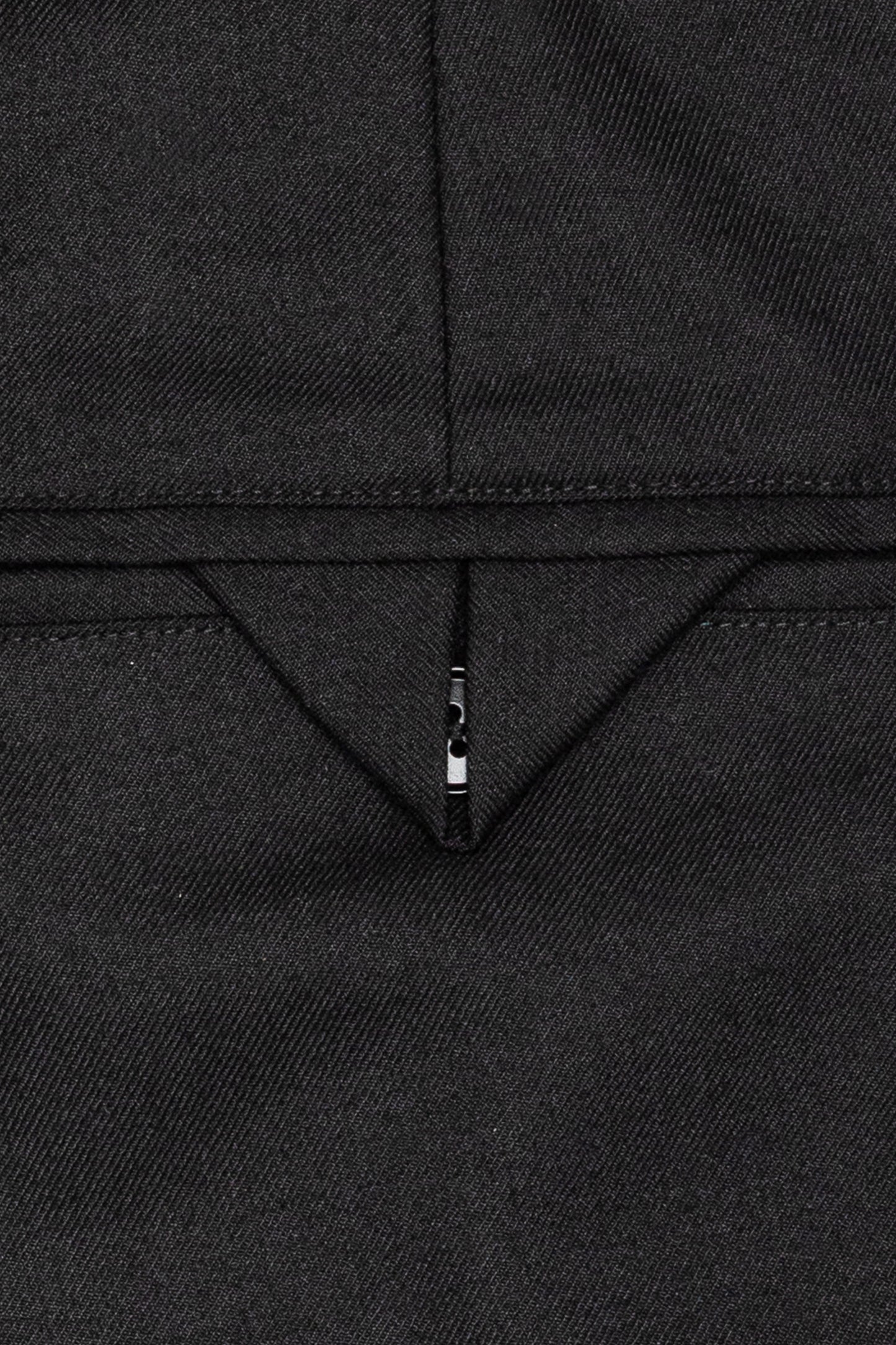TARRIS SHORT - BLACK