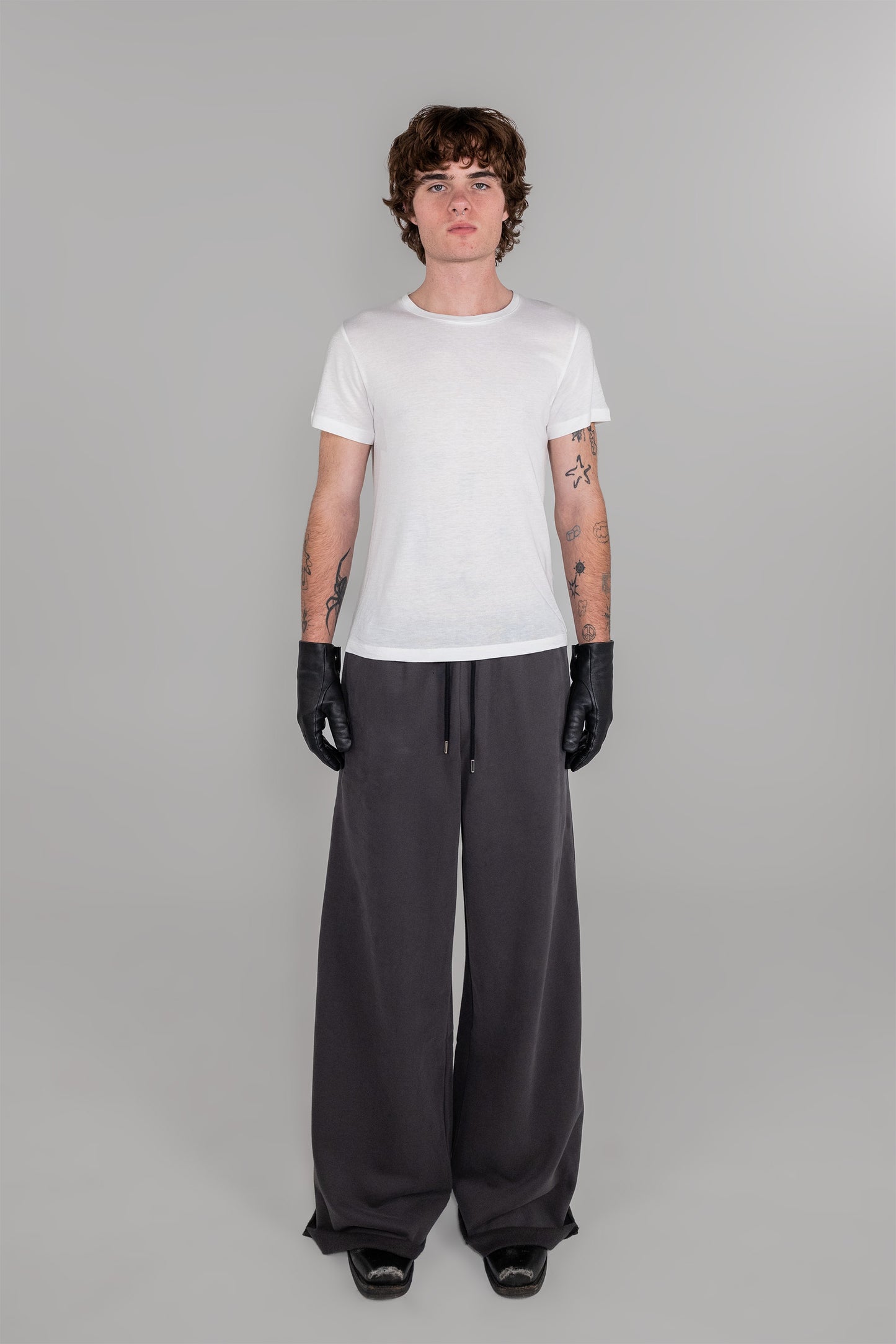 LEATHER GLOVES